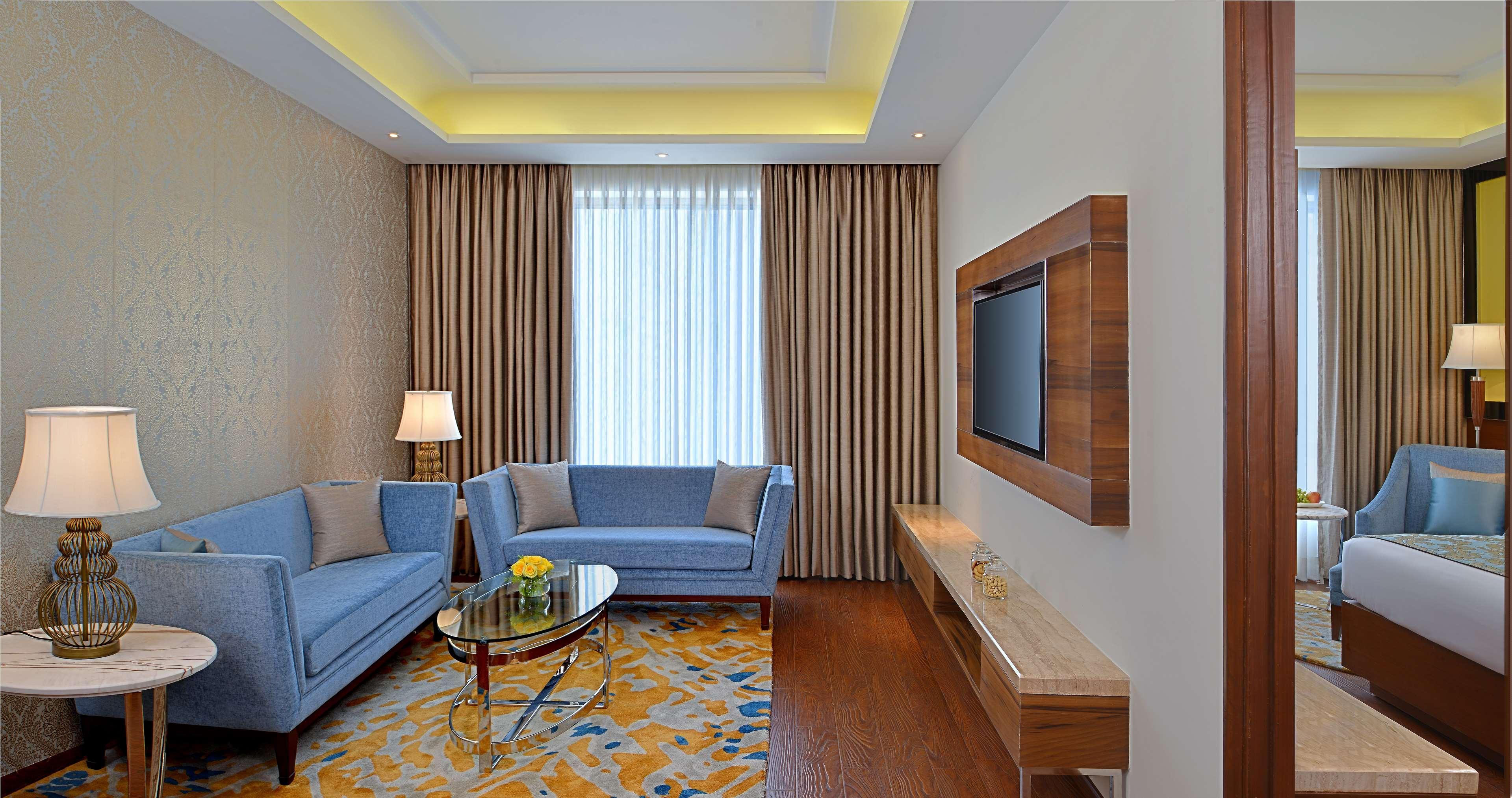 Radisson Gwalior酒店 外观 照片