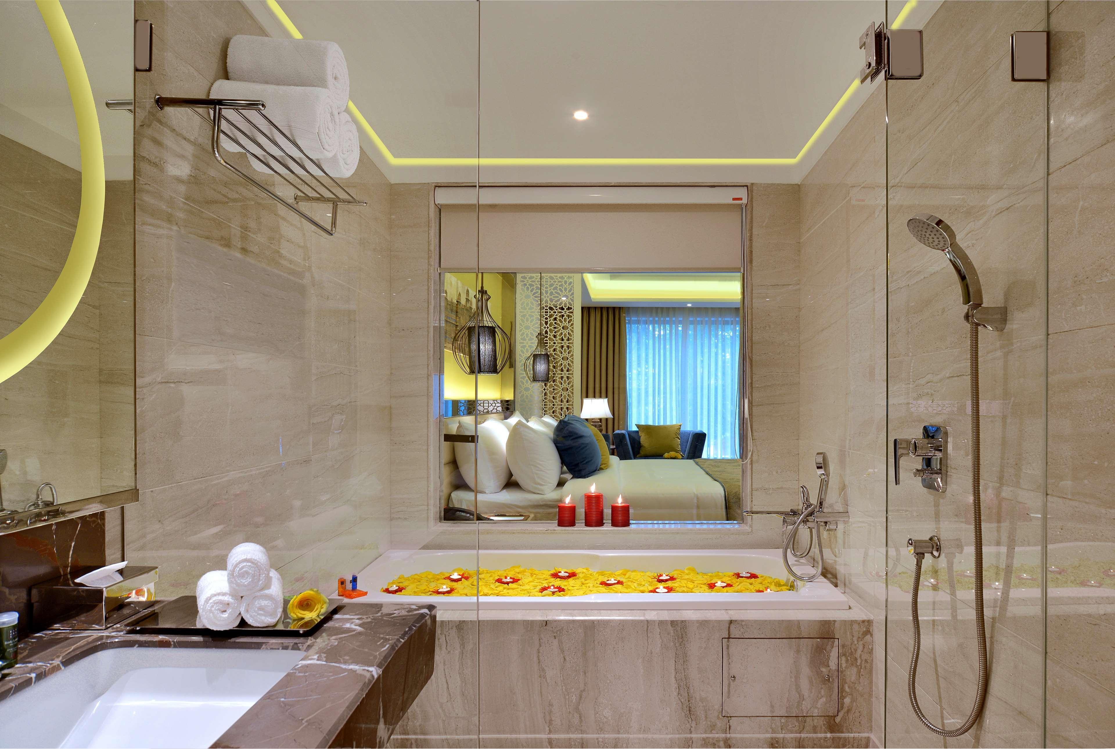 Radisson Gwalior酒店 外观 照片